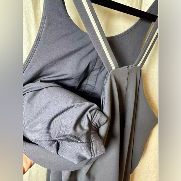 Vuori Volley Dress - Picture 9 of 10